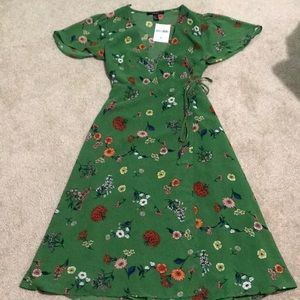 Green floral wrap dress
